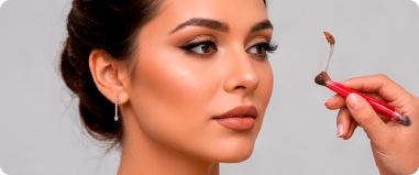Técnicas de ojos, cejas y labios